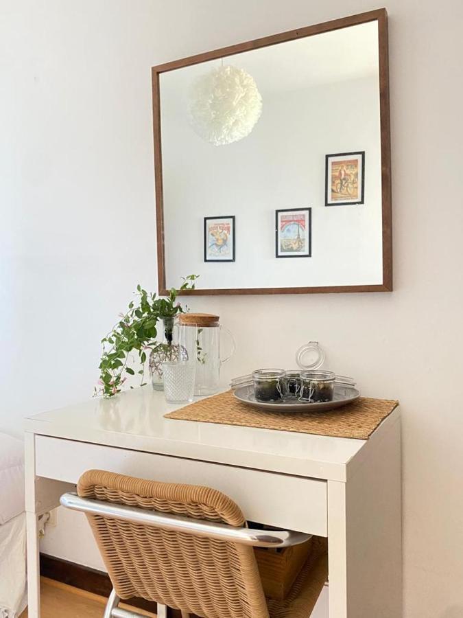 Amazing Private Room In Apartment With Sea Beach View - Pool - Park - Private Condominium - Access To The Beach Oeiras Eksteriør bilde
